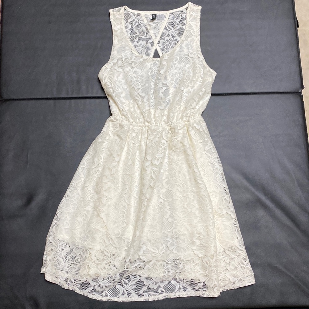 NEW H&M Floral Lace Dress
